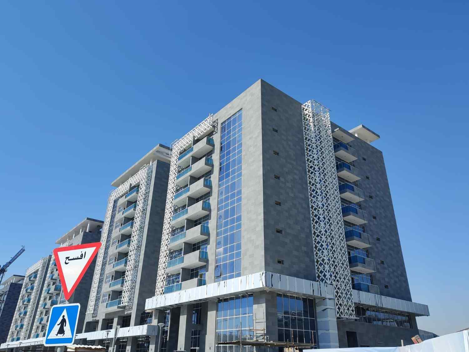 Façade 2